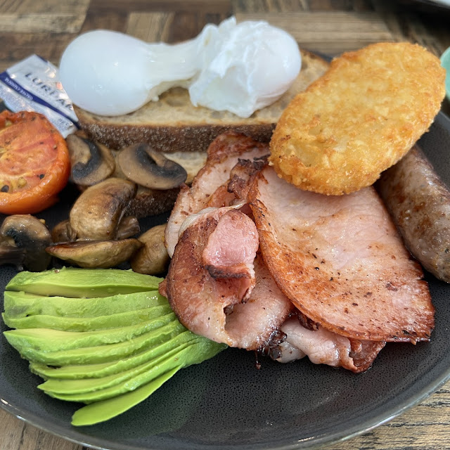Big Breakfast