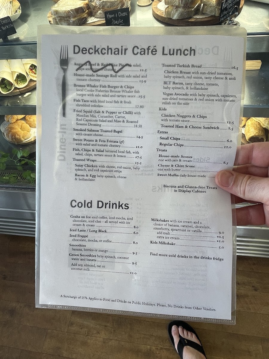 Deckchair Cafe Photo 4