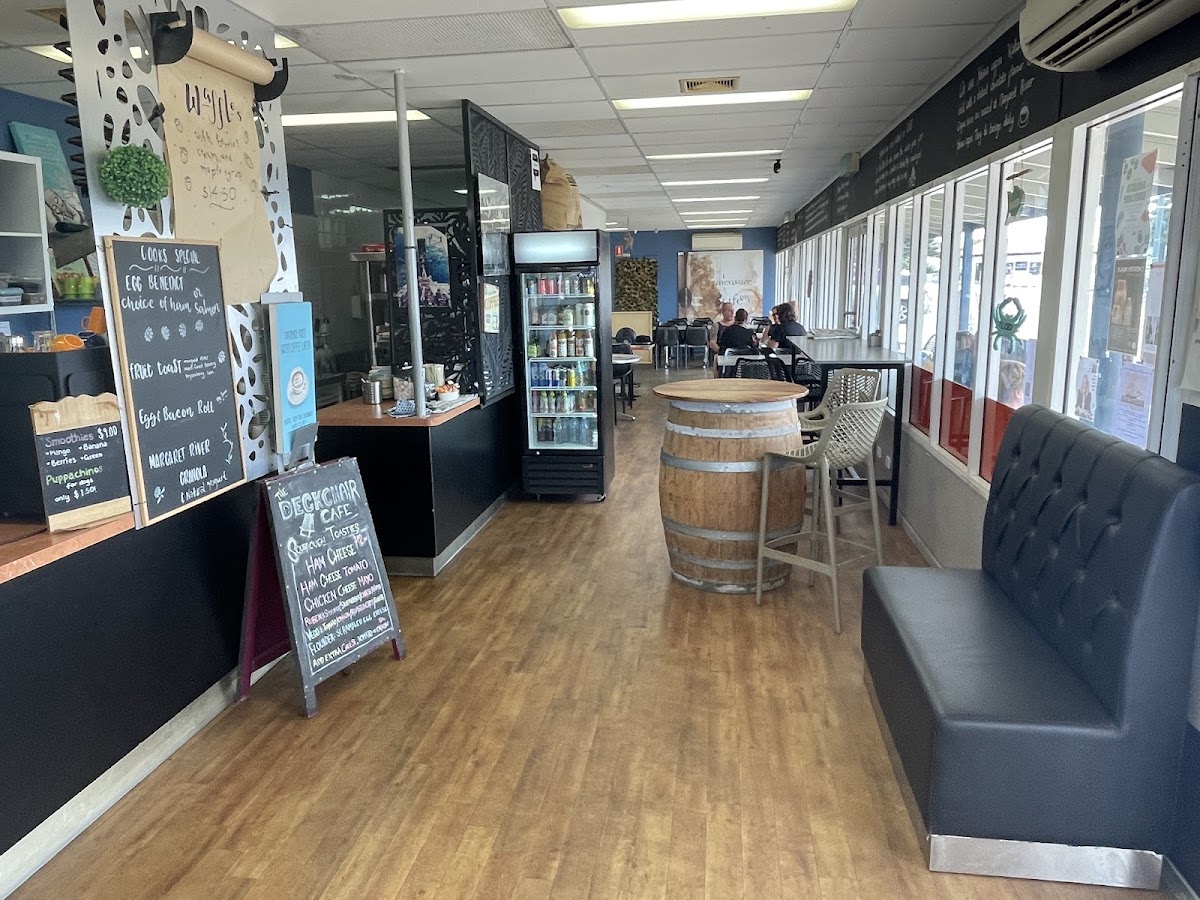 Deckchair Cafe Photo 1