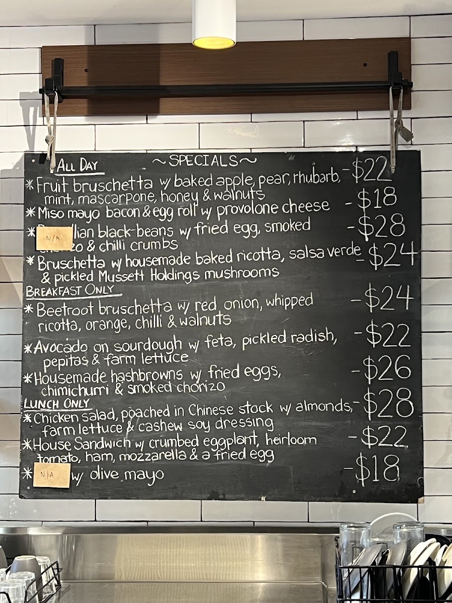 Moonacres Kitchen Photo 2