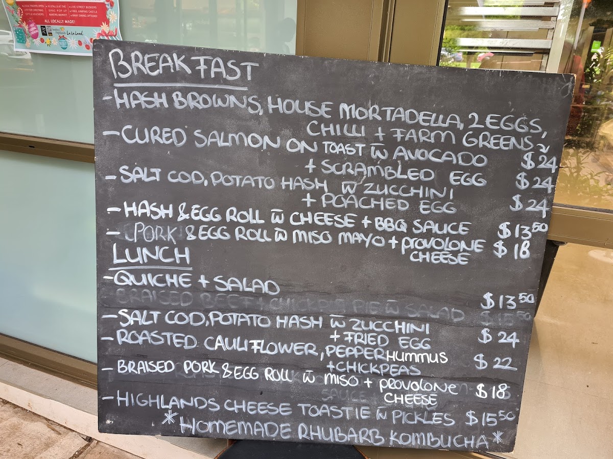 Moonacres Kitchen Photo 7