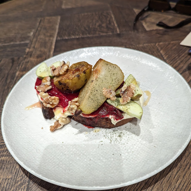 Fruit Bruschetta