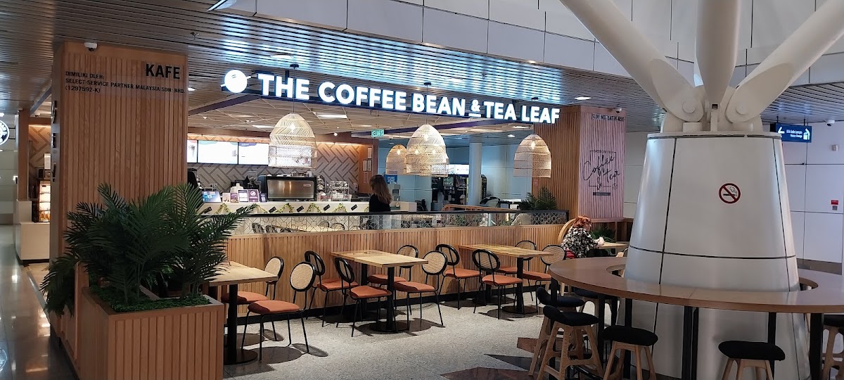 Coffee Bean & Tea Leaf
