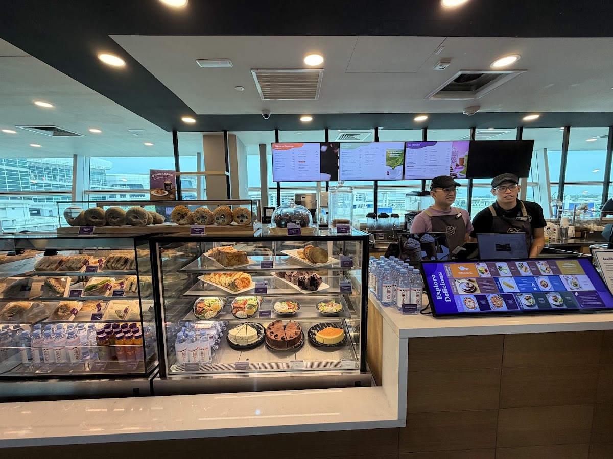 Coffee Bean & Tea Leaf Photo 3